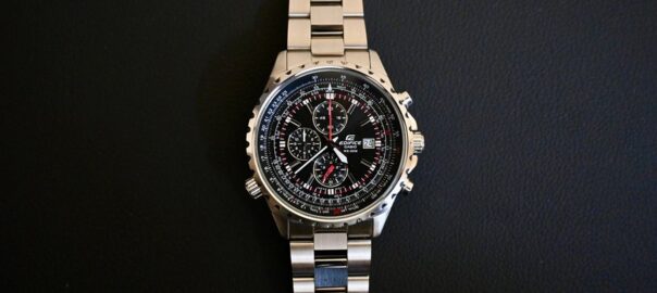 breitling navitimer b01 features